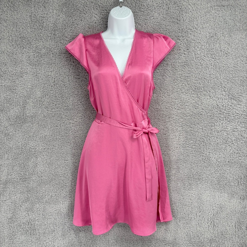 Wilfred Aritzia Mademoiselle Pink Satin Lace Trim Cap Sleeve Wrap Dress Size M